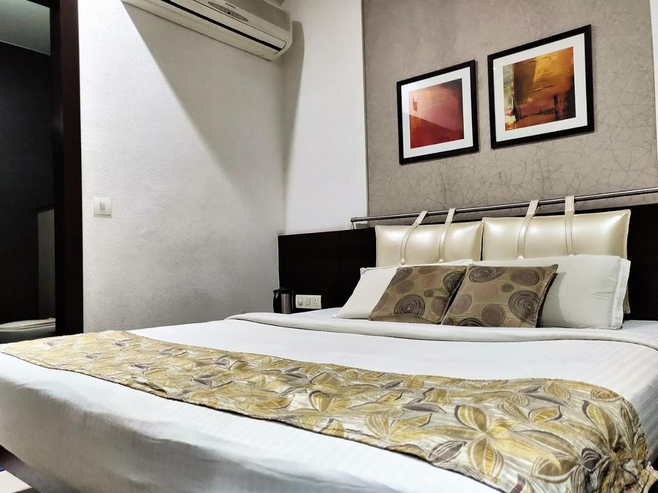 Hotel Rockland Dźajpur Zewnętrze zdjęcie